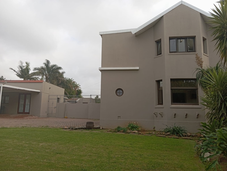 4 Bedroom Property for Sale in Walmer Eastern Cape